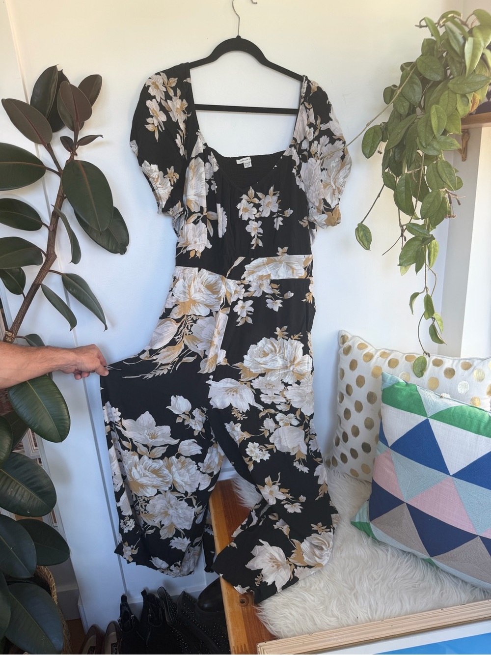American Eagle Outfitters Black jumpsuit with Cream Floral Pattern